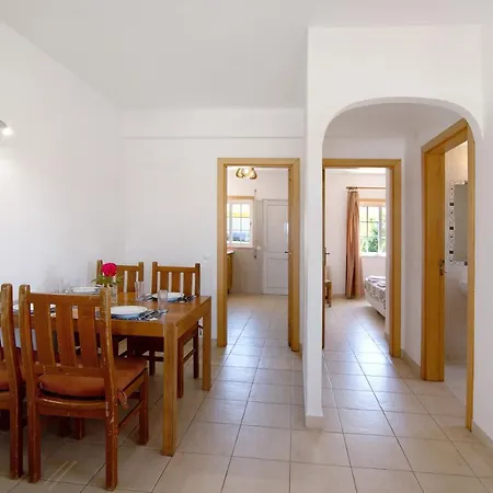 Algarve L Apartment Olhos de Agua (Albufeira)